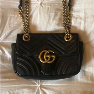 Small Marmont Black Gucci Handbag